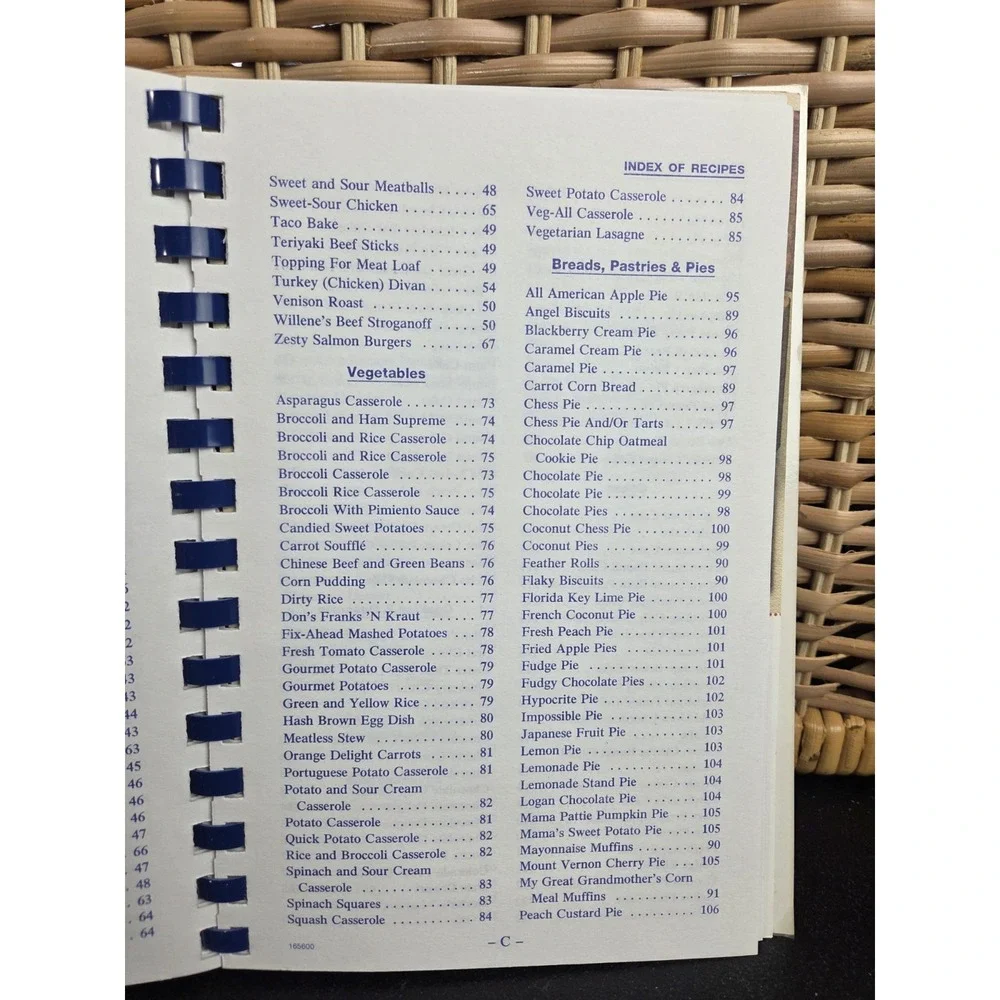 Macedonia Moravian Church Cookbook Advance,‎ North Carolina 2000 Spiral